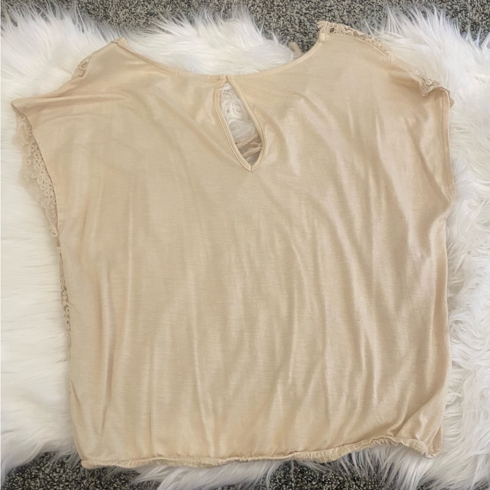 Gimmick’s Boho Top - Picture 2 of 2